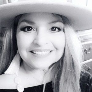 Meet your Posher, Rose